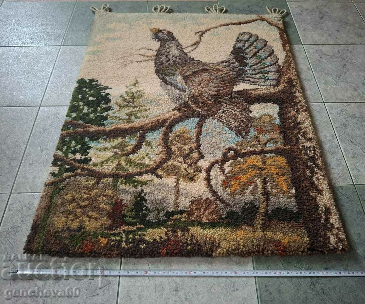 Delivery of Woven wool panel for hanging, carpet Delivery of Woven wool panel for hanging, carpet