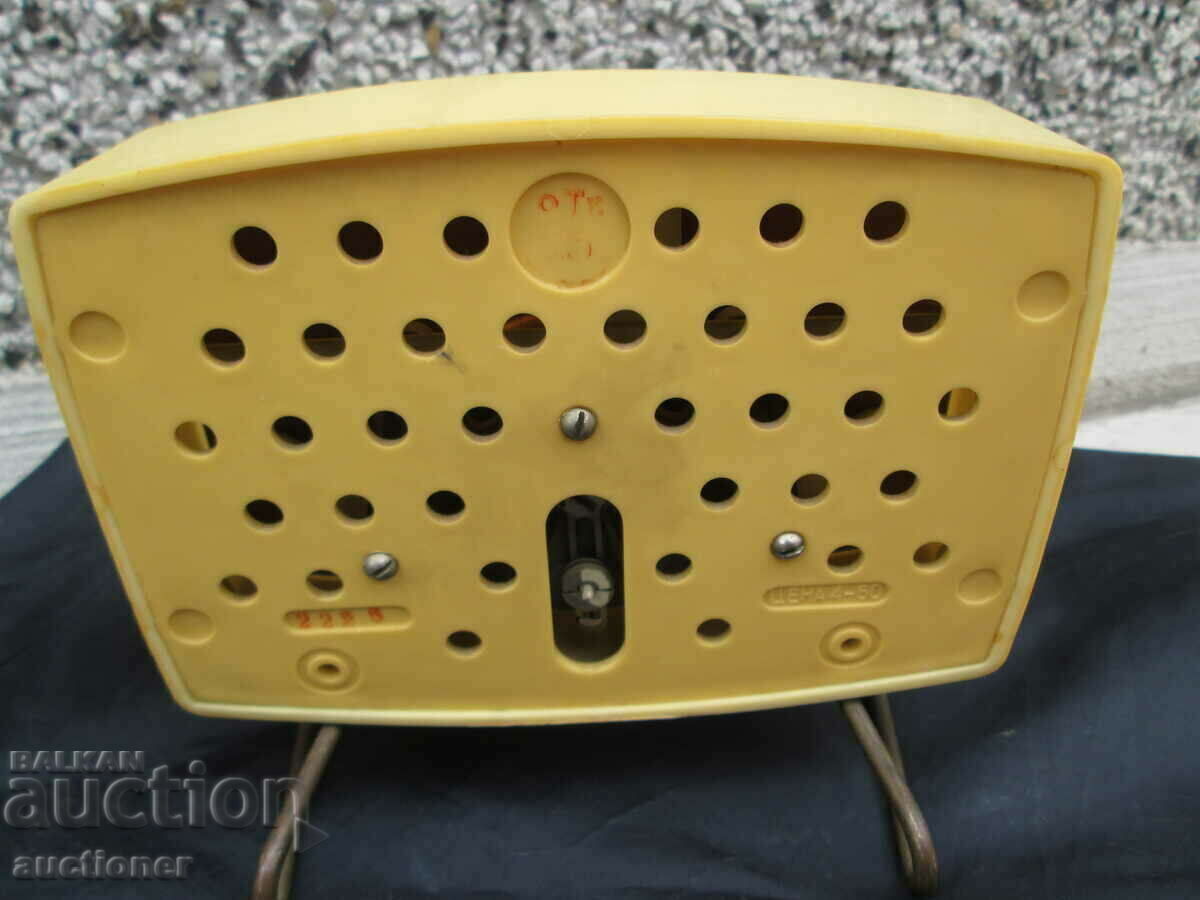 Доставка на СТАР РУСКИ ИЗМЕРВАТЕЛЕН УРЕД ЗА ВЛАГА,НАЛЯГАНЕ И ТЕМПЕРАТУРА Доставка на СТАР РУСКИ ИЗМЕРВАТЕЛЕН УРЕД ЗА ВЛАГА,НАЛЯГАНЕ И ТЕМПЕРАТУРА