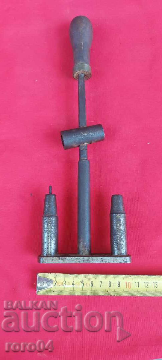 CARTRIDGE MACHINE - MASSIVE - 6 CARTRIDGE MACHINE - MASSIVE - 6