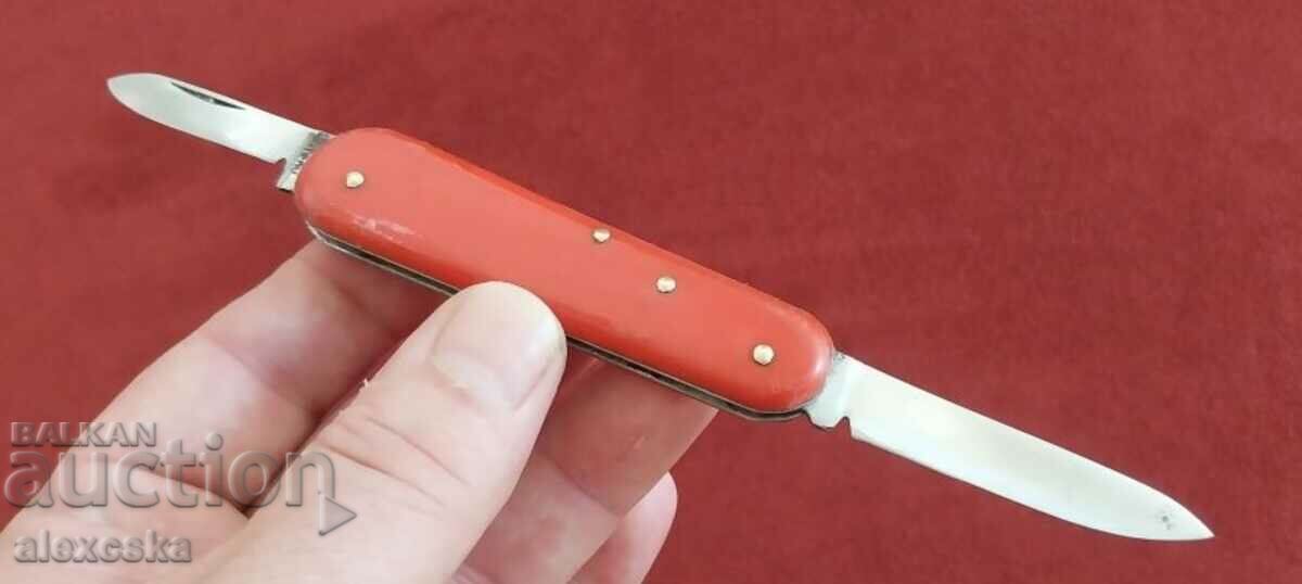 Pocket knife - GDR with price 17.00 BGN | € 8.69 Pocket knife - GDR with price 17.00 BGN | € 8.69