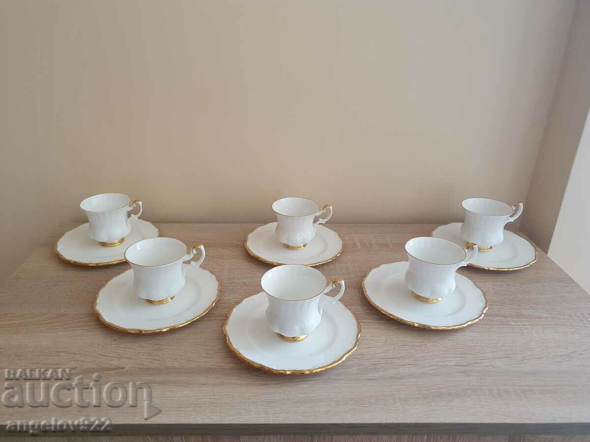 ROYAL ALBERT English porcelain coffee cups