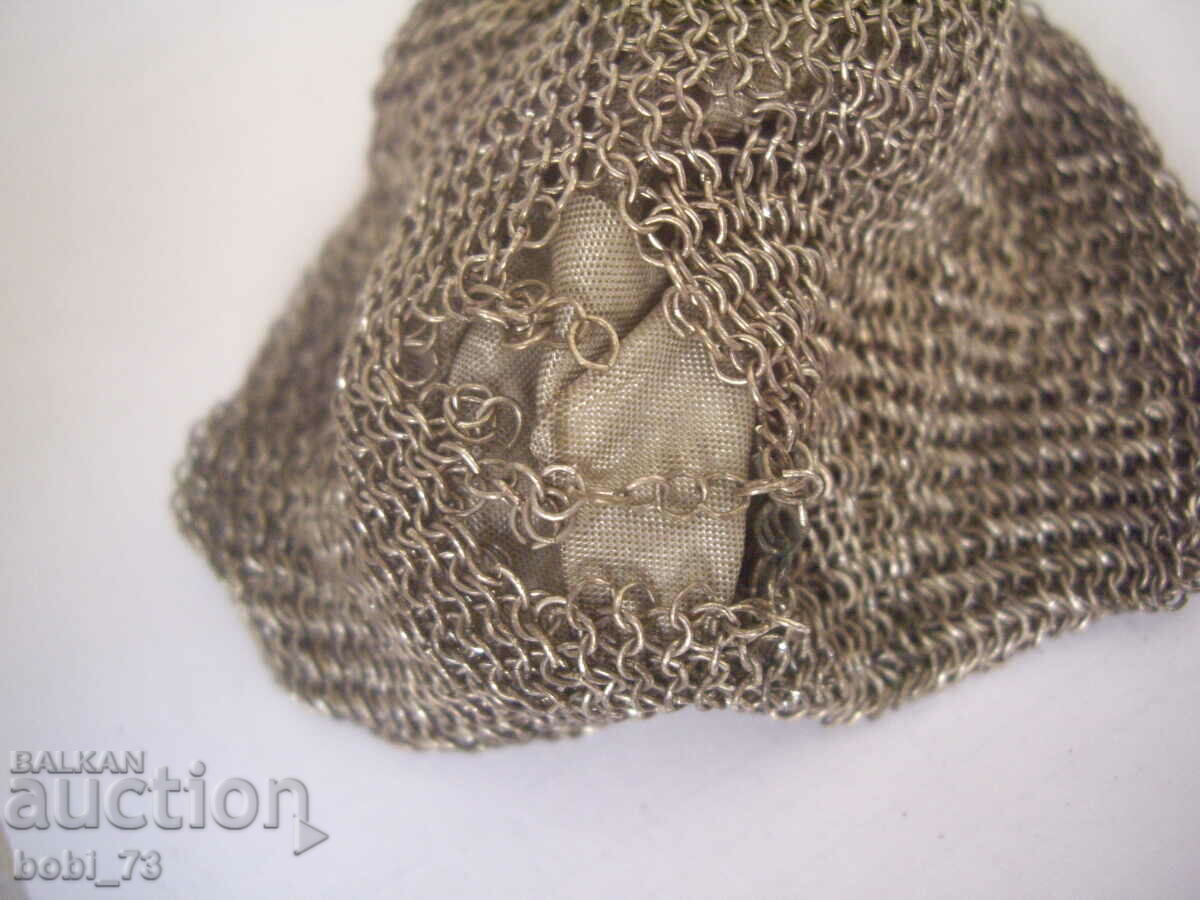 A very interesting old silver purse. - 5