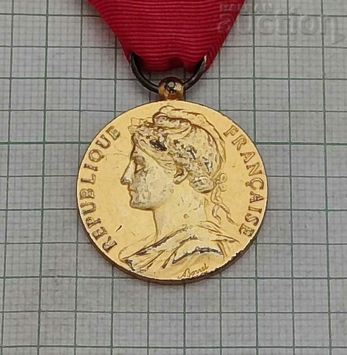 FRANCE SILVER ROSE MEDAL NAMED 1986 with price 36.00 BGN | € 18.41 FRANCE SILVER ROSE MEDAL NAMED 1986 with price 36.00 BGN | € 18.41