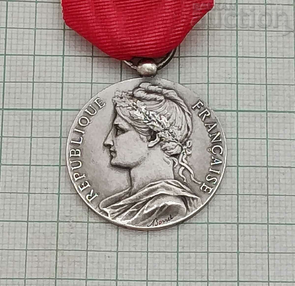 FRANCE SILVER MEDAL NAMED 1986 with price 39.00 BGN | € 19.94 FRANCE SILVER MEDAL NAMED 1986 with price 39.00 BGN | € 19.94