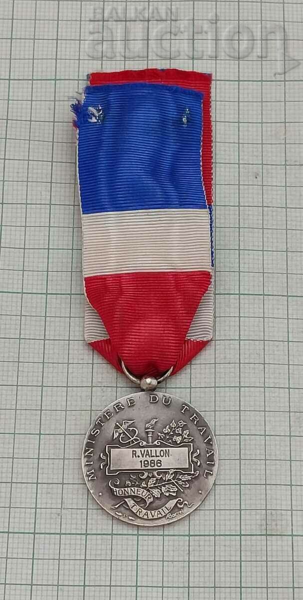 Delivery of FRANCE SILVER MEDAL NAMED 1986 Delivery of FRANCE SILVER MEDAL NAMED 1986
