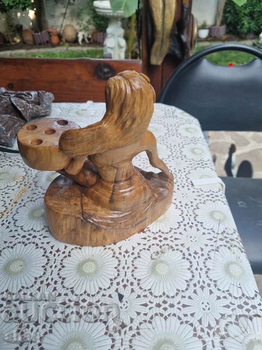 Delivery of Old wooden figure. Author's Sculpture Delivery of Old wooden figure. Author's Sculpture