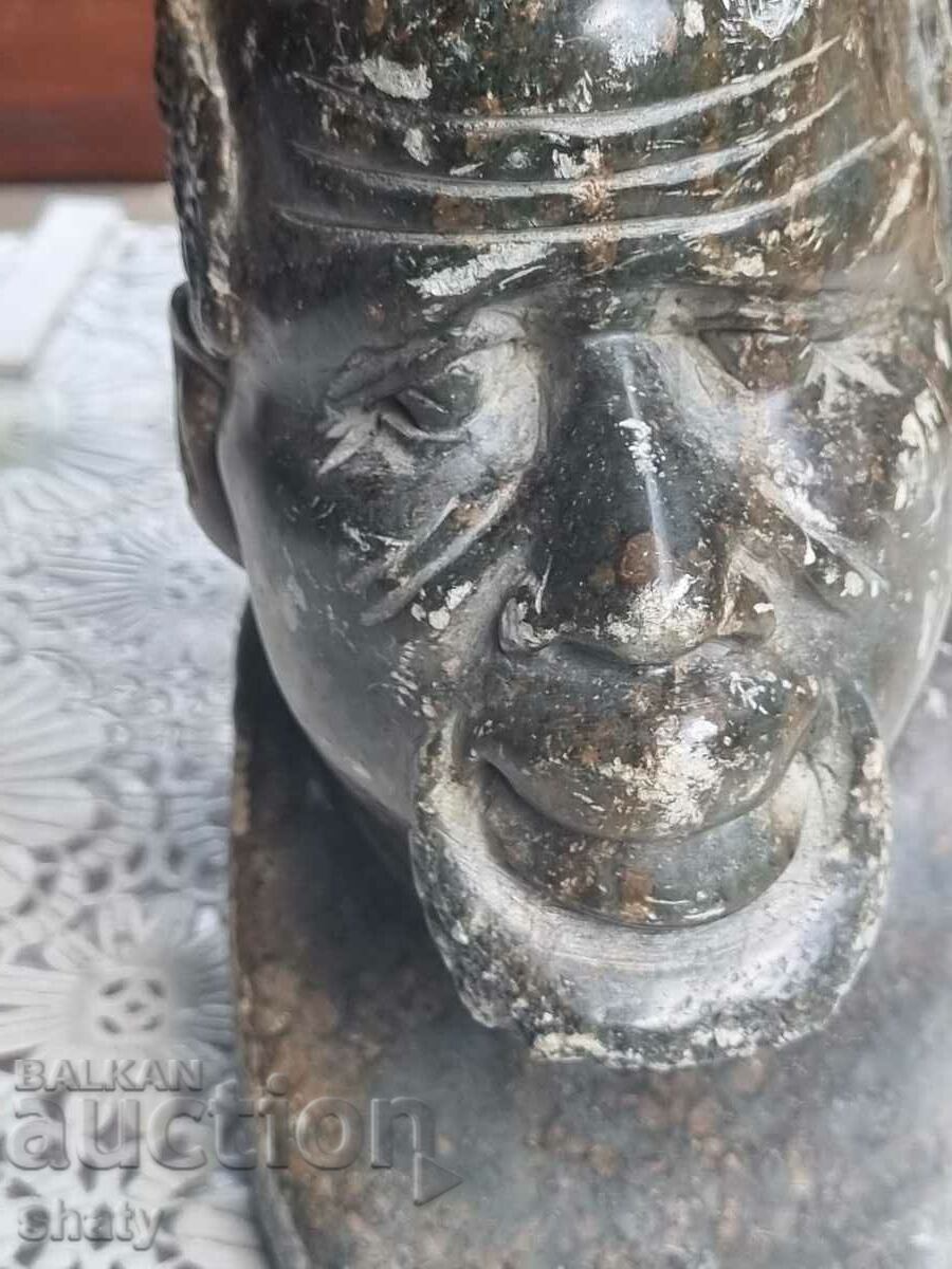 Old stone figure. Sculpture with price 65.00 BGN | € 33.23 Old stone figure. Sculpture with price 65.00 BGN | € 33.23