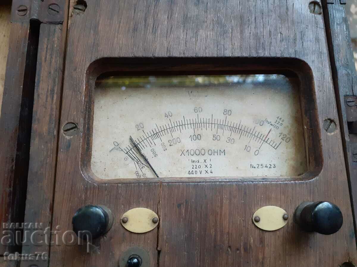 Delivery of Old antique measuring instrument - 19th c. Delivery of Old antique measuring instrument - 19th c.