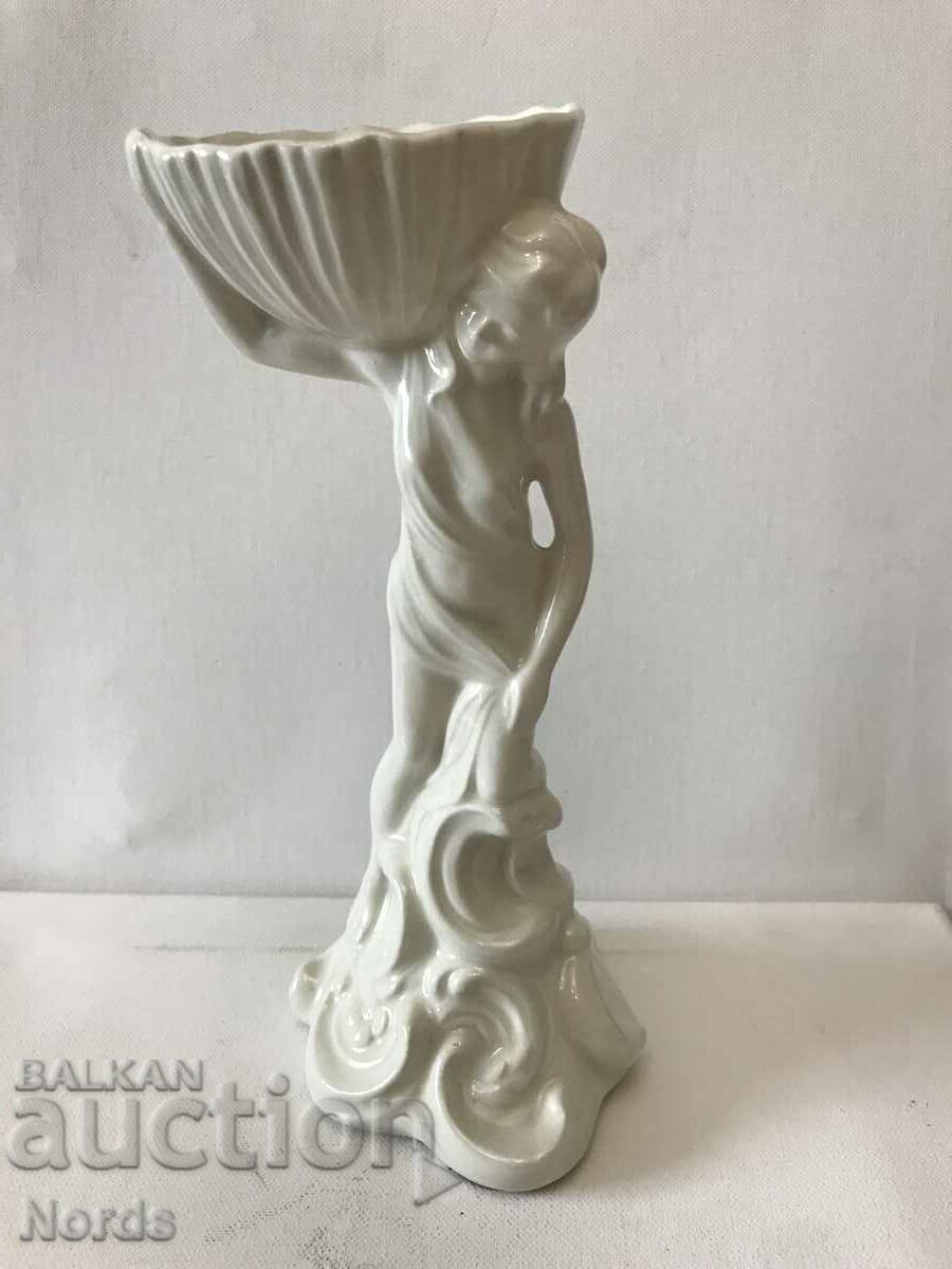 A beautiful porcelain figurine