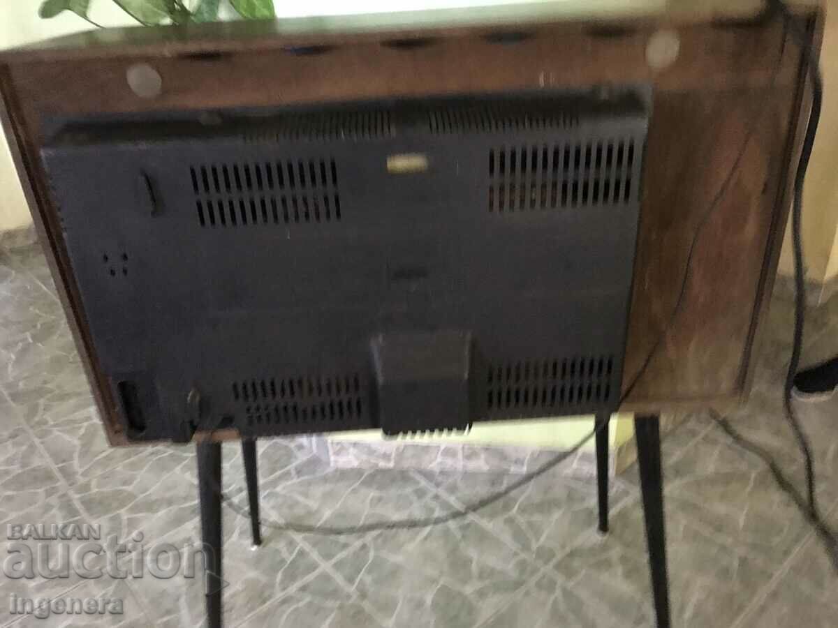 TV "TAREVETS" RETRO DEVICE WORKS - 6 TV "TAREVETS" RETRO DEVICE WORKS - 6