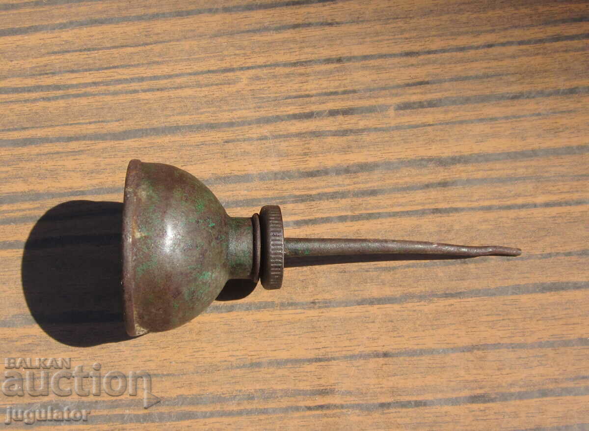 old metal butter churn with price 10.00 BGN | € 5.11 old metal butter churn with price 10.00 BGN | € 5.11