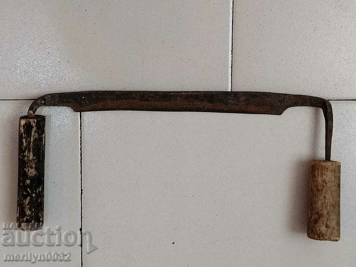 Licitație Unealtă veche din fier forjat manual