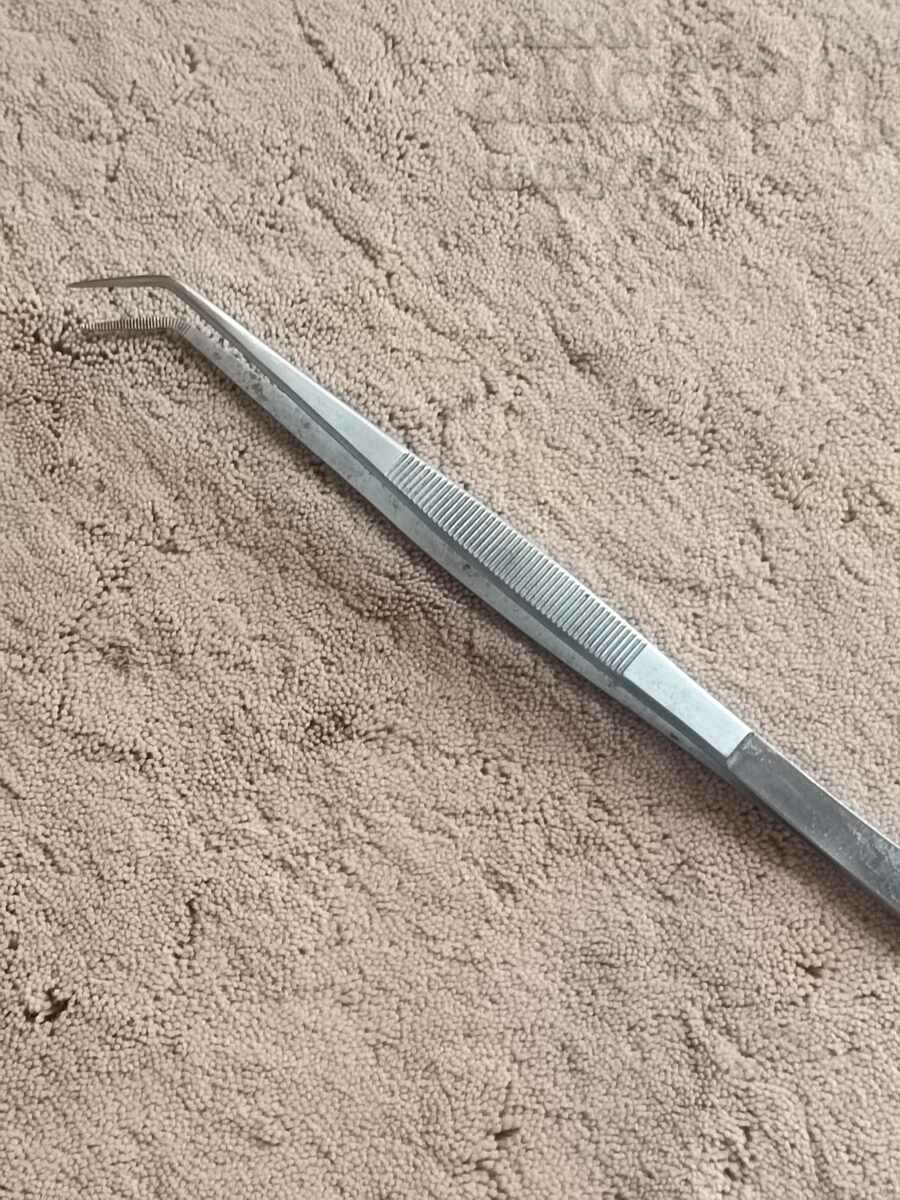 Large tweezers with markings