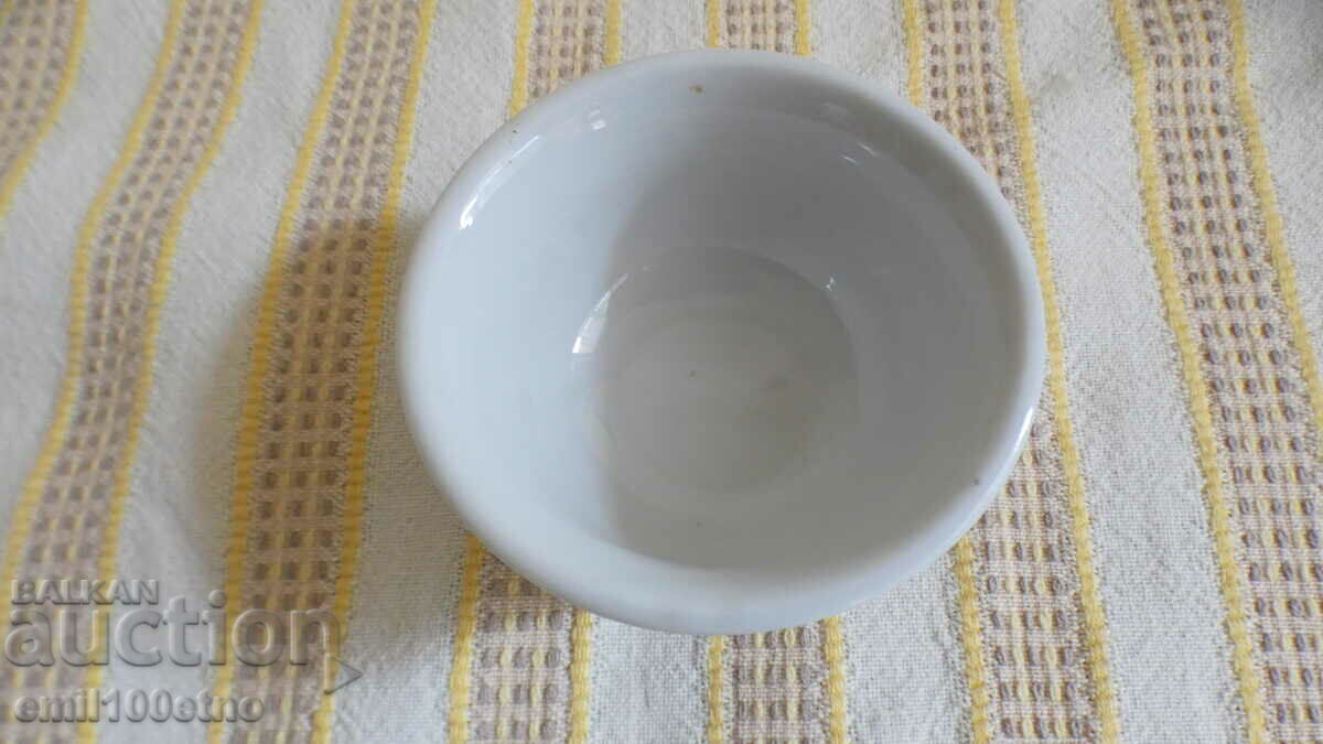 Φλιτζάνι καφέ τουρκικού τύπου χωρίς χερούλι, παλιά πορσελάνη βουλγαρική με τιμή 3.00 BGN | € 1.53 Φλιτζάνι καφέ τουρκικού τύπου χωρίς χερούλι, παλιά πορσελάνη βουλγαρική με τιμή 3.00 BGN | € 1.53