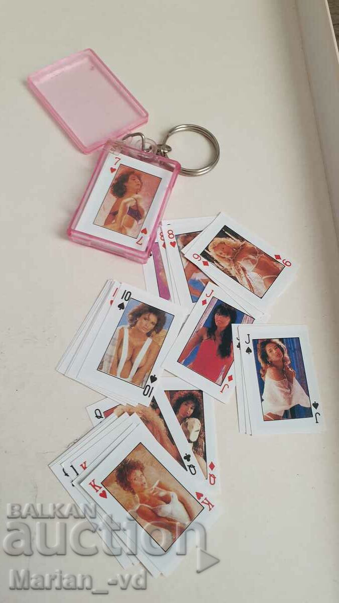 Old key ring with 52 playing cards - 6 Old key ring with 52 playing cards - 6