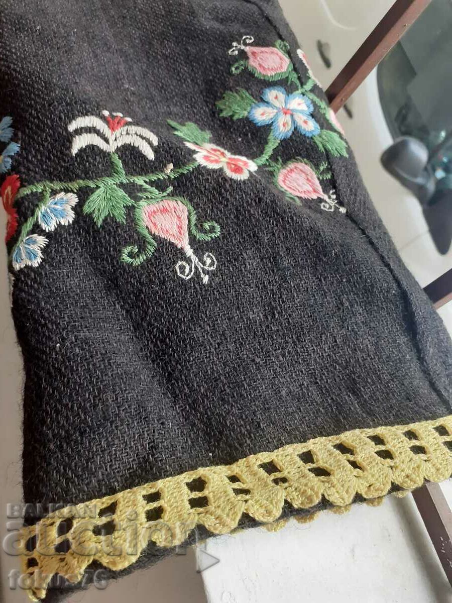 Authentic old woolen apron for costume embroidery - 6 Authentic old woolen apron for costume embroidery - 6