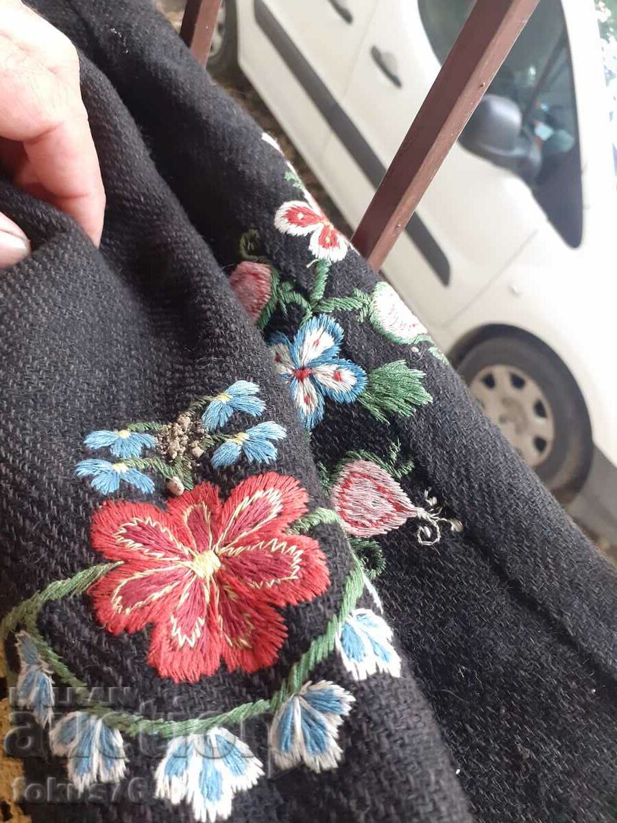 Authentic old woolen apron for costume embroidery - 7 Authentic old woolen apron for costume embroidery - 7