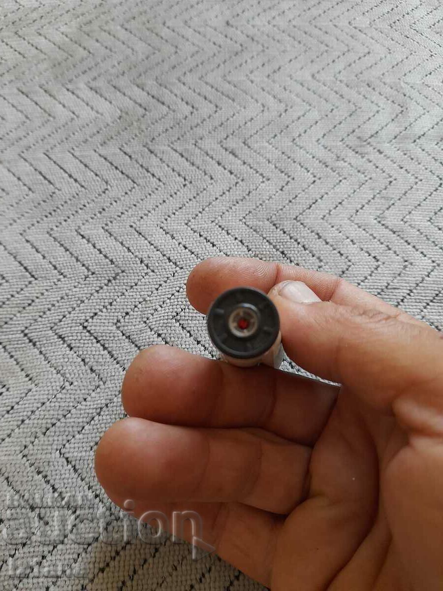 O brichetă Kent veche - 5 O brichetă Kent veche - 5