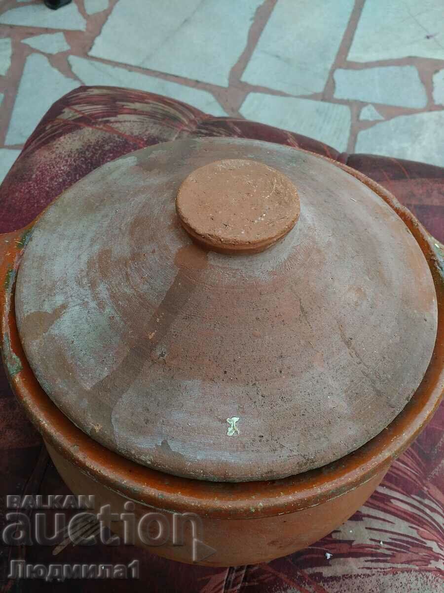 Auction  OLD CLAY POT