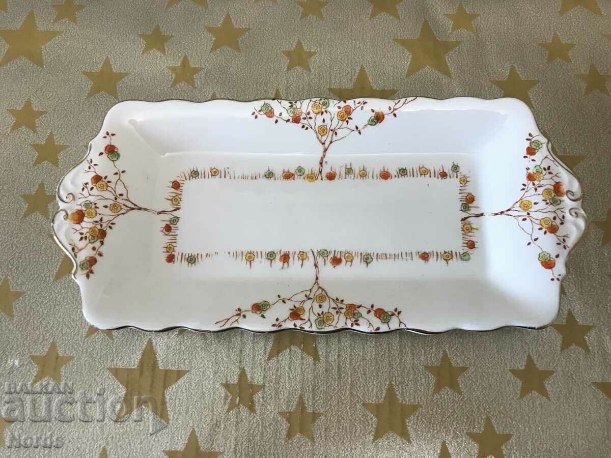 Porcelain plate with markings