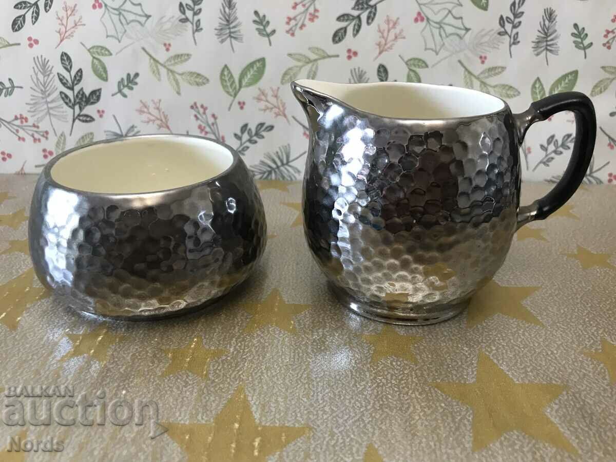 Old porcelain vessels with markings