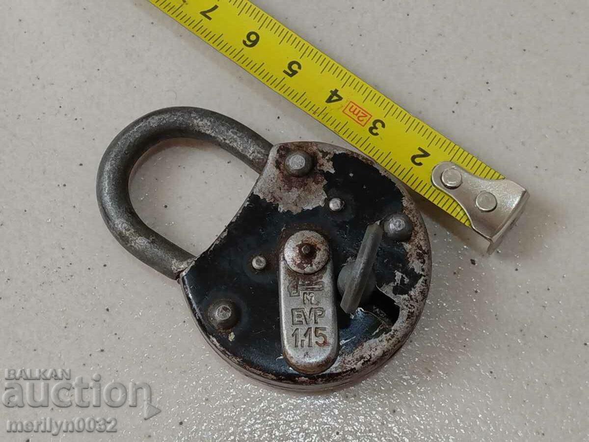 Παλιό λουκέτο με λουκέτο, μάνδαλο, βαλίτσα - 5 Παλιό λουκέτο με λουκέτο, μάνδαλο, βαλίτσα - 5