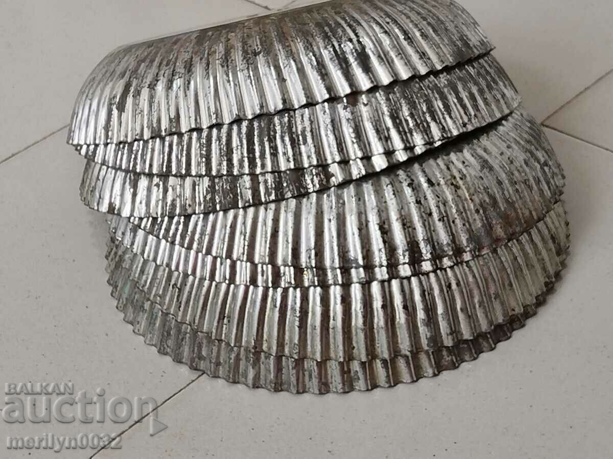 Auction  Baking molds molds for loaves and sweets 7 pcs