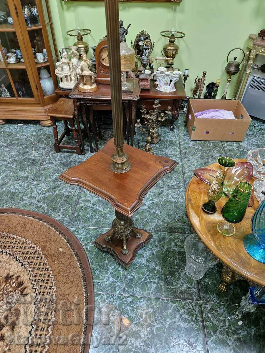 Lovely antique parlor lamp solid bronze - 7 Lovely antique parlor lamp solid bronze - 7