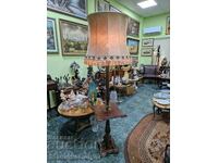 Прекрасна антикварна салонна лампа масив бронз