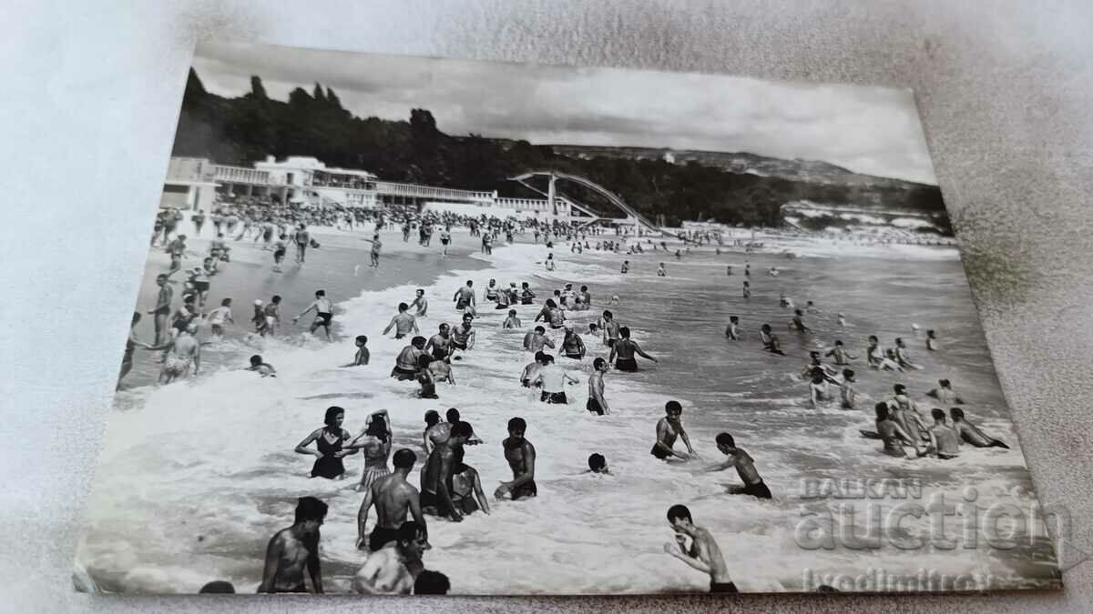 Carte poștală Varna Vedere de la plajă 1960