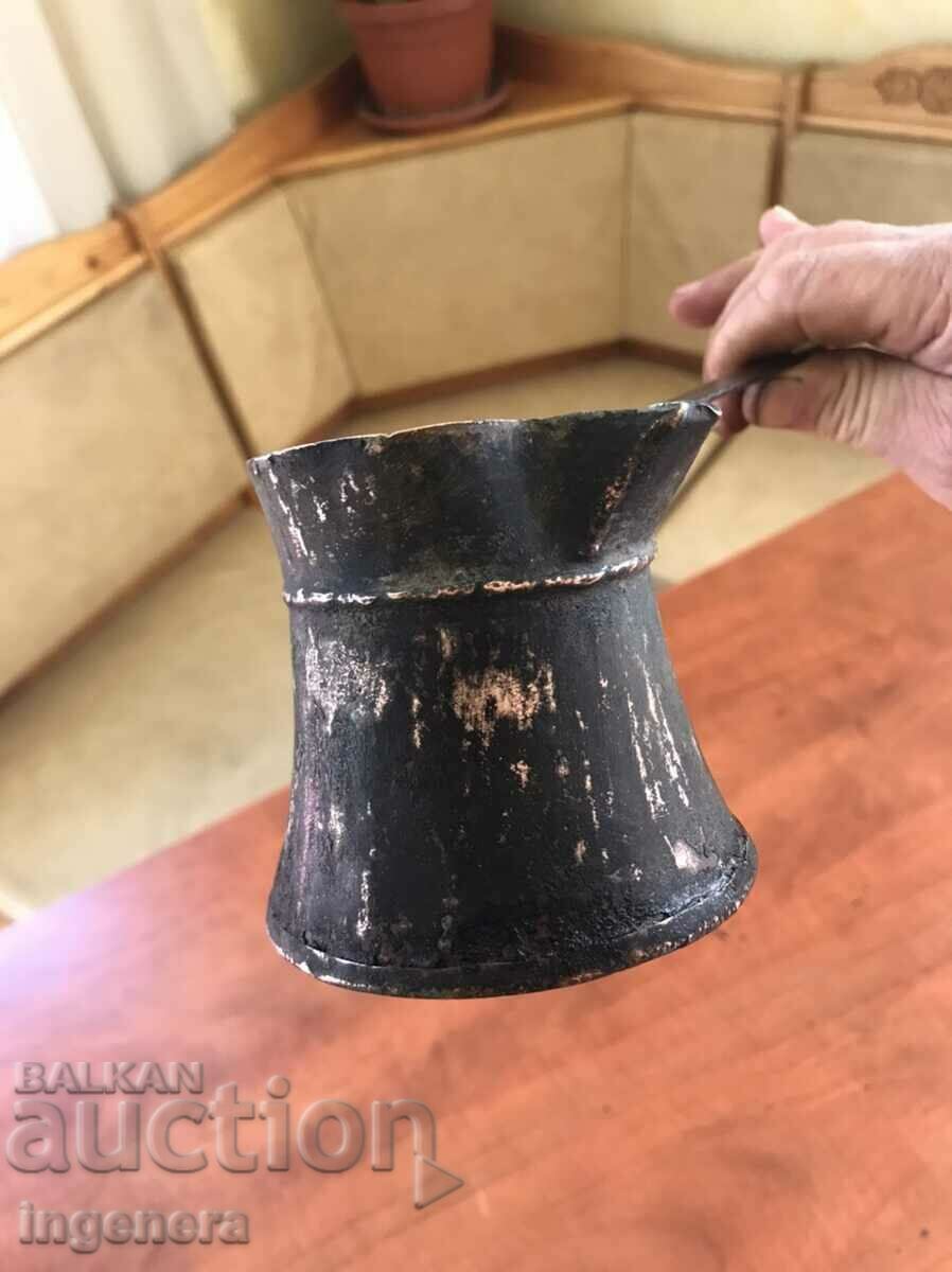 Auction CZECH HONEY COPPER OLD-200 ML.- FOR 2 COFFEES Auction CZECH HONEY COPPER OLD-200 ML.- FOR 2 COFFEES