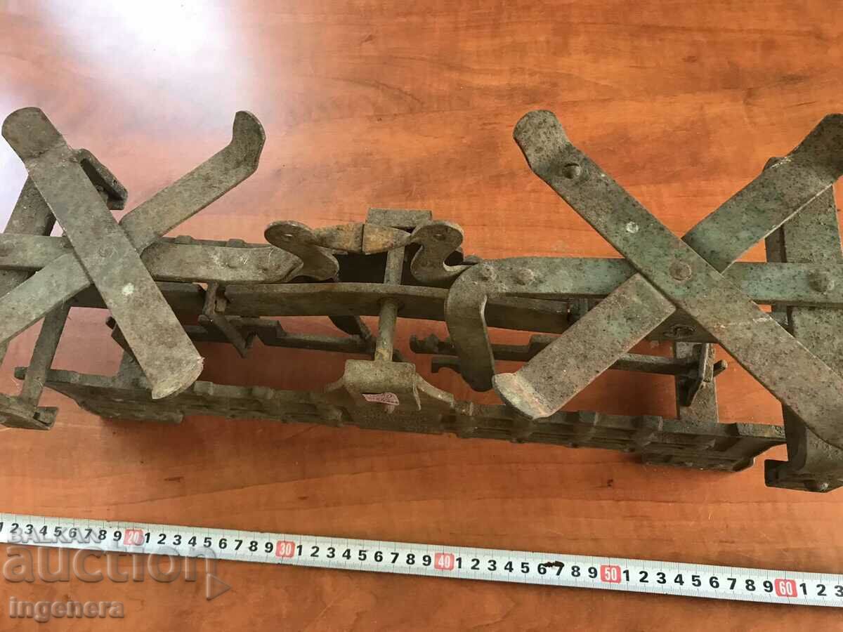 Auction SCALE ANTIQUE SASHO KOFARDJIEV-BULGARIA-UP TO 5 KG. Auction SCALE ANTIQUE SASHO KOFARDJIEV-BULGARIA-UP TO 5 KG.