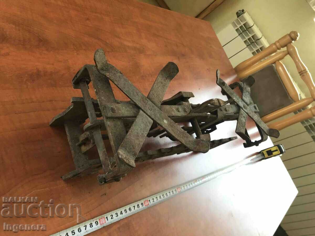 Delivery of SCALE ANTIQUE SASHO KOFARDJIEV-BULGARIA-UP TO 5 KG. Delivery of SCALE ANTIQUE SASHO KOFARDJIEV-BULGARIA-UP TO 5 KG.