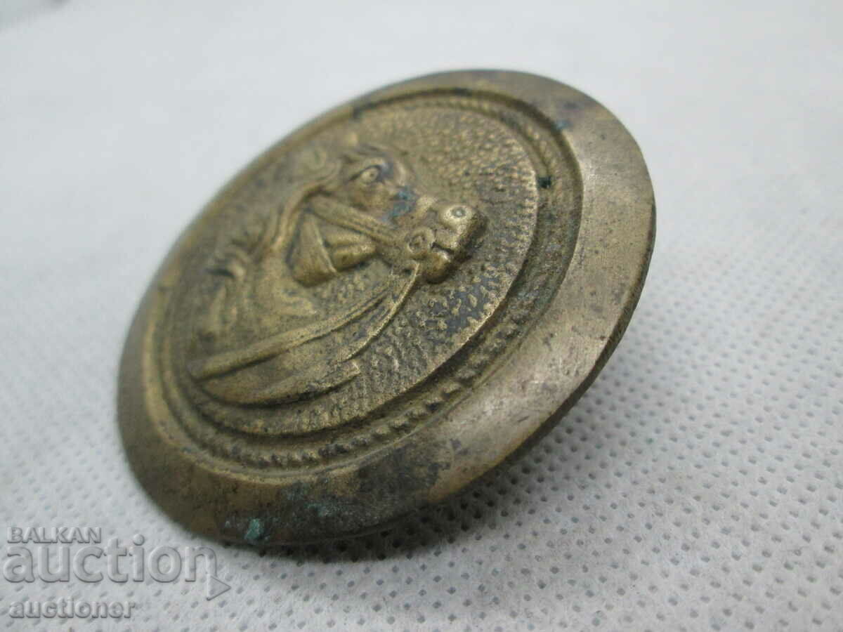 Auction OLD BRASS HORSE HEAD APPLIQUE Auction OLD BRASS HORSE HEAD APPLIQUE