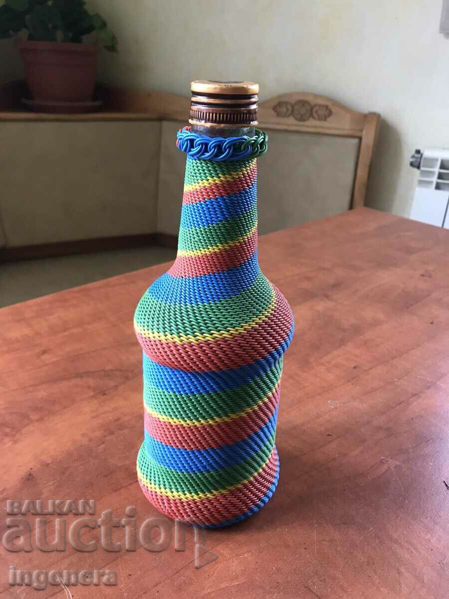 BOTTLE BOTTLE BRAID SOCA ART