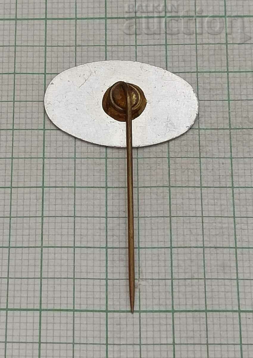 JOHN MOIR FOOD ADVERTISING BADGE . with price 2.00 BGN | € 1.02