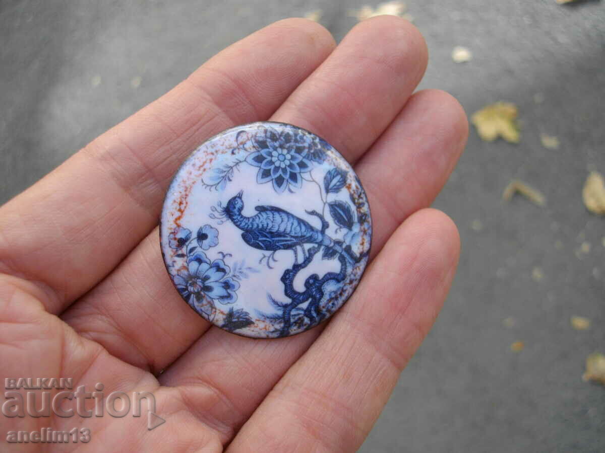 Delivery of OLD ENAMEL BROOCH ENAMEL Delivery of OLD ENAMEL BROOCH ENAMEL