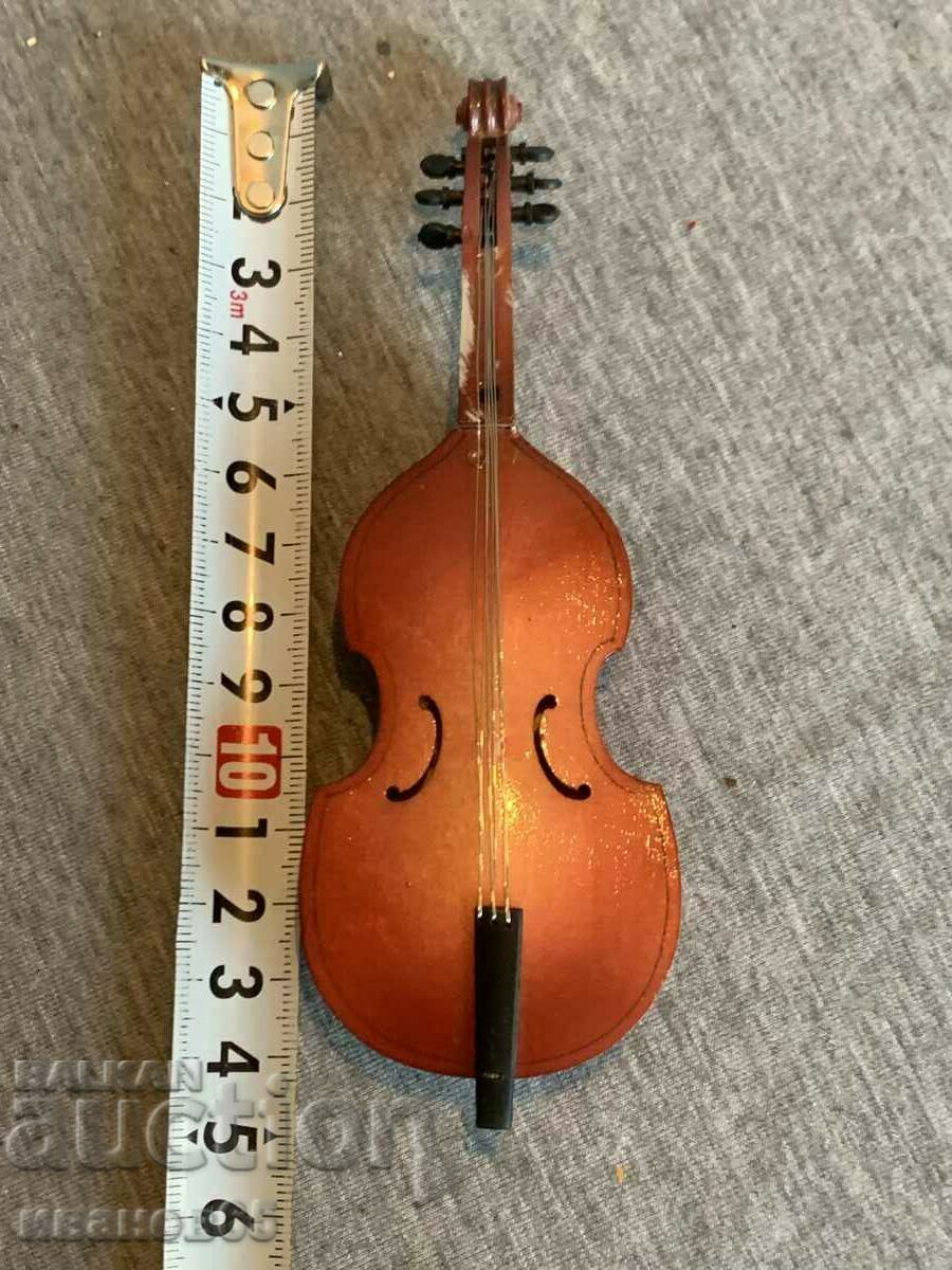 Auction Mini violin model Auction Mini violin model
