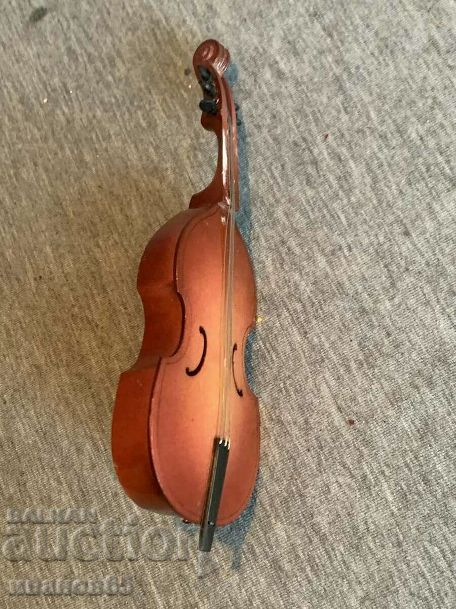 Mini violin model - 5 Mini violin model - 5