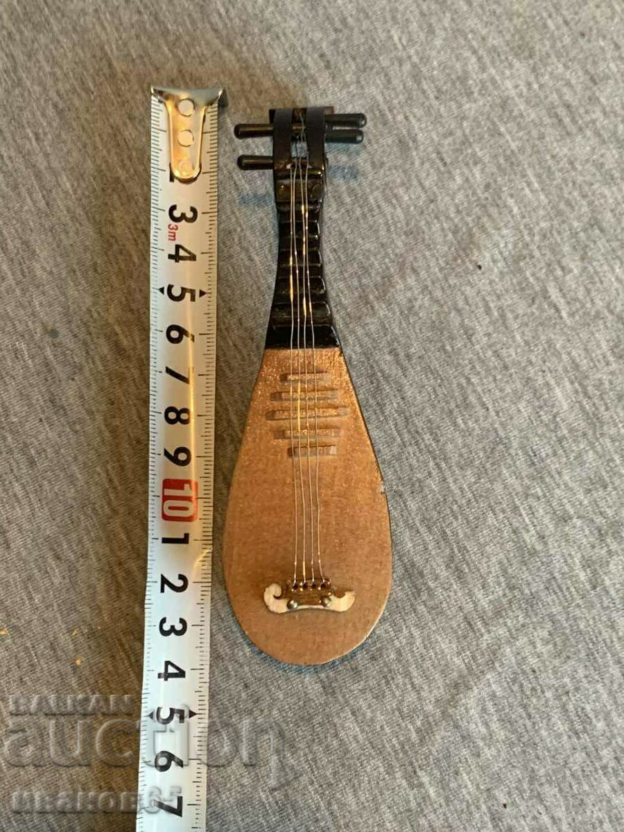 Mini mandolin model with price 15.00 BGN | € 7.67 Mini mandolin model with price 15.00 BGN | € 7.67