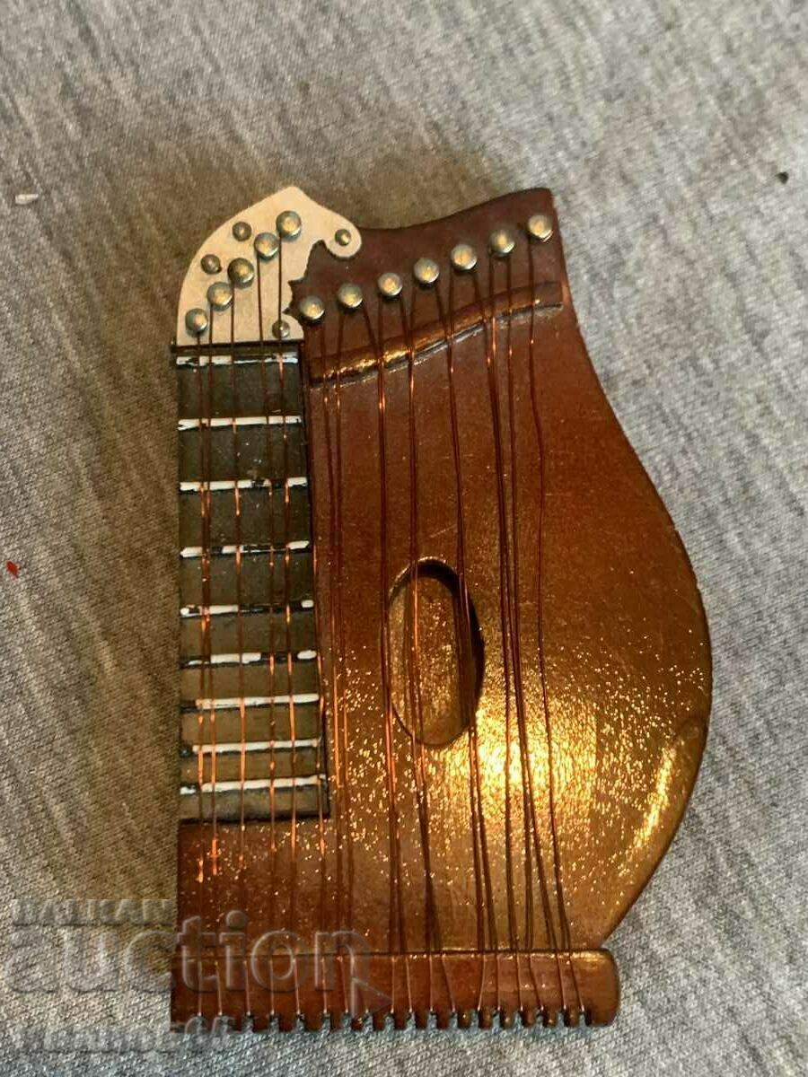 Auction  Mini zither model
