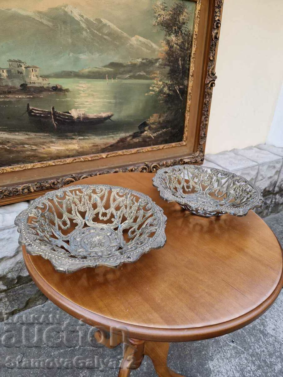 Delivery of A pair of lovely antique Belgian bowls Delivery of A pair of lovely antique Belgian bowls