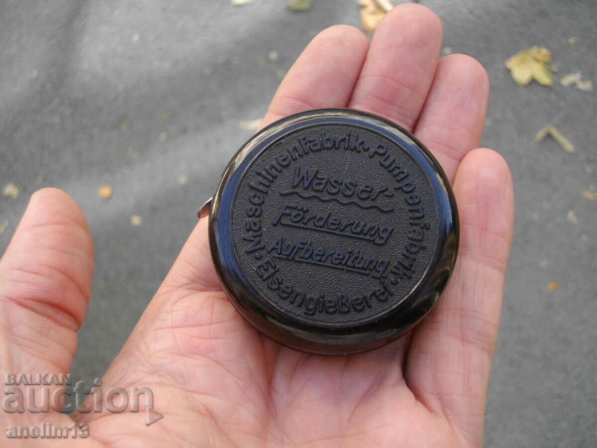 Auction  OLD BAKELITE ROLLER