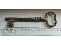 OLD IRON KEY