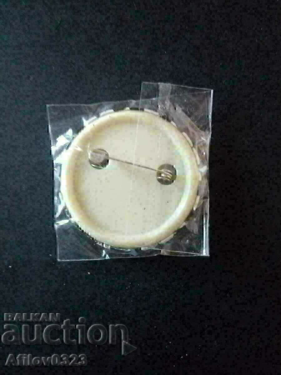 I love dans son element badge. with price 0.50 BGN | € 0.26