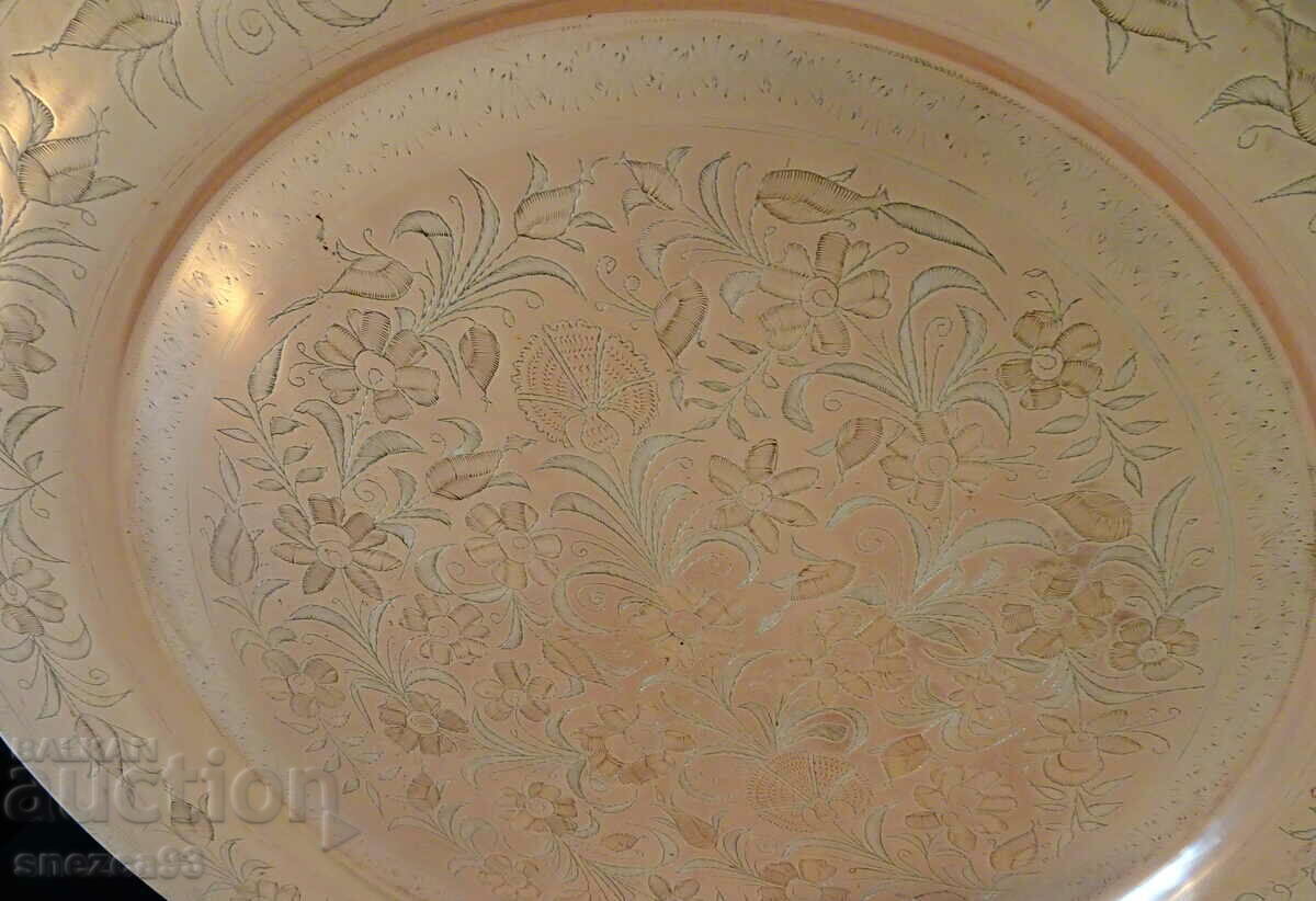 Auction Copper tray, panel, engraved, 38 cm. Auction Copper tray, panel, engraved, 38 cm.