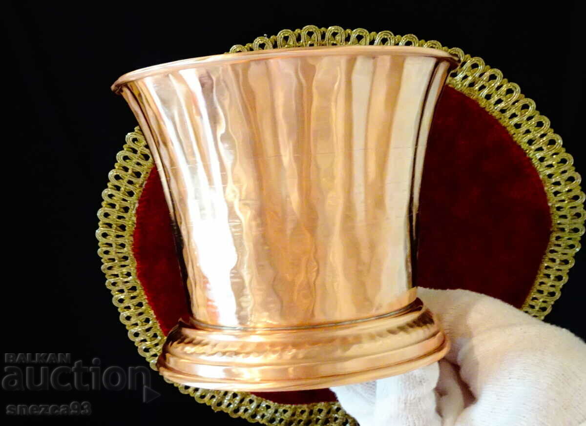 Copper refrigerator, bottle holder. Copper refrigerator, bottle holder.