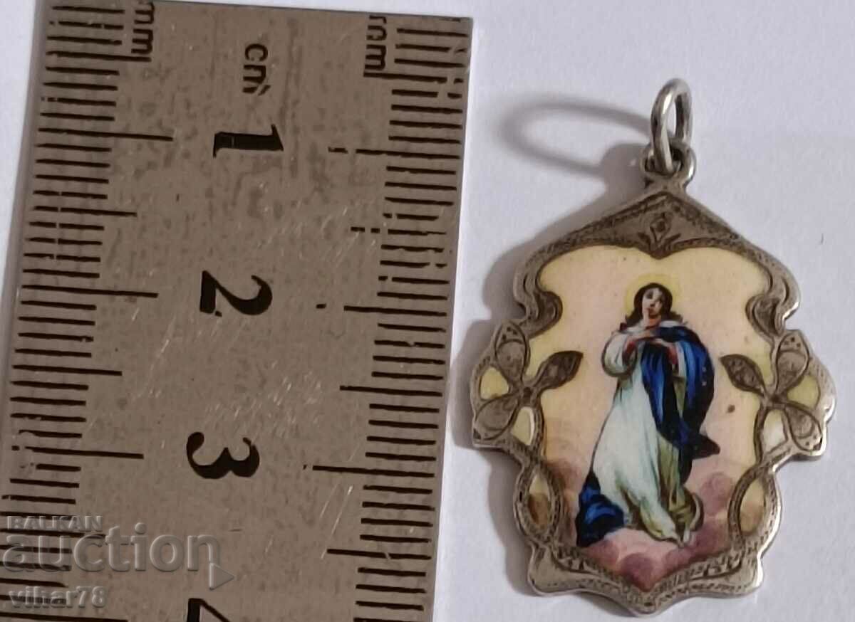 Auction old very rare locket Auction old very rare locket