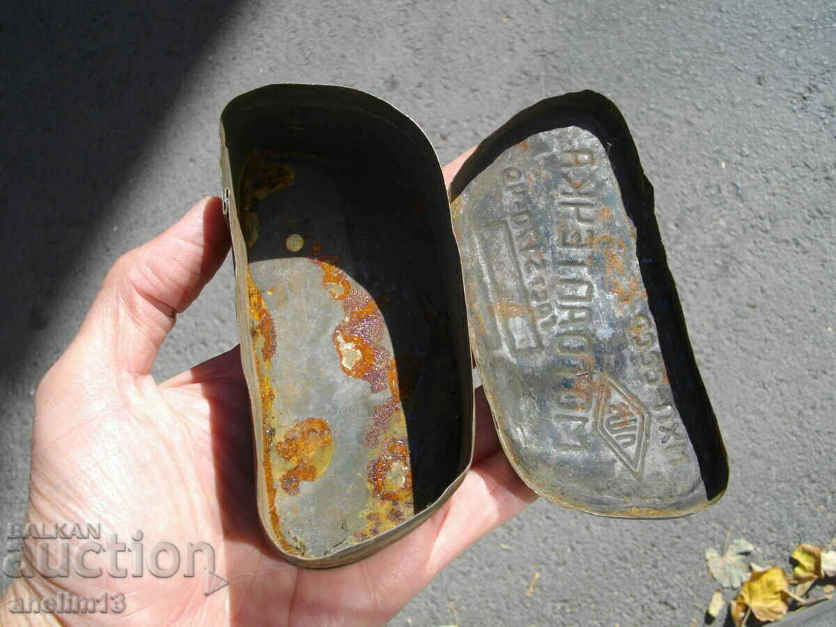 OLD MOTORCYCLE MEDICAL BOX USSR 1949 - 7