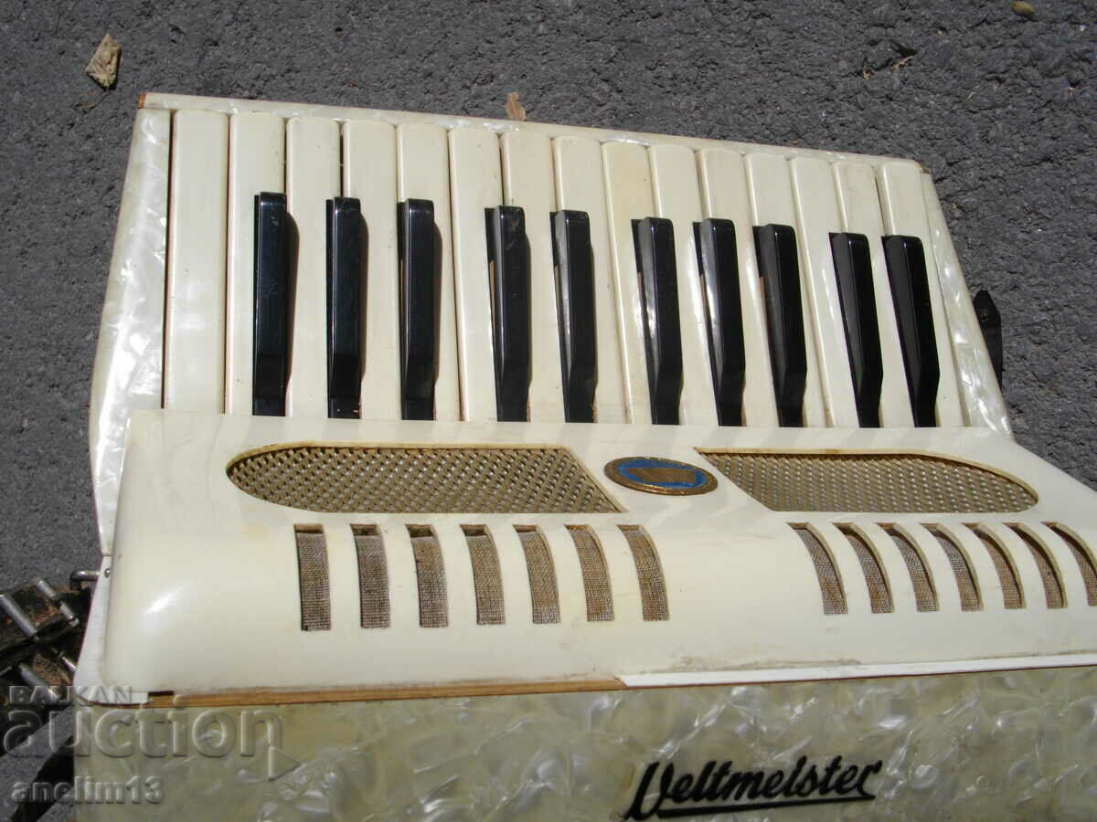OLD ACCORDION WELTMEISTER 24 BASS - 7